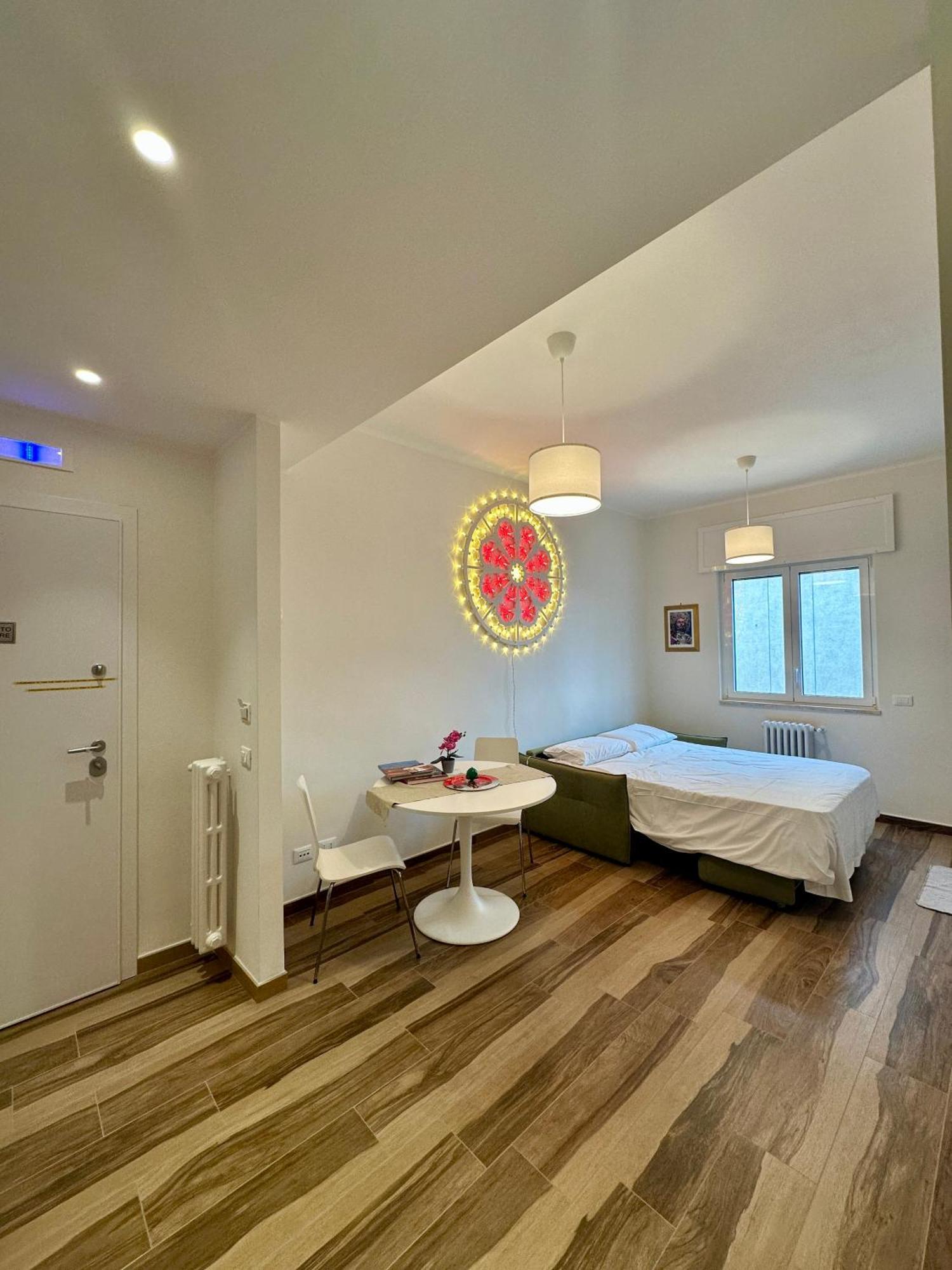 Rainbow Luxury Home Bari - Sea View Bagian luar foto